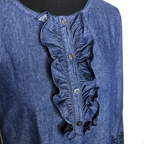 Draper James chambray denim blue ruffle front eyelet sleeve shift dress size 10 - Picture 7 of 15